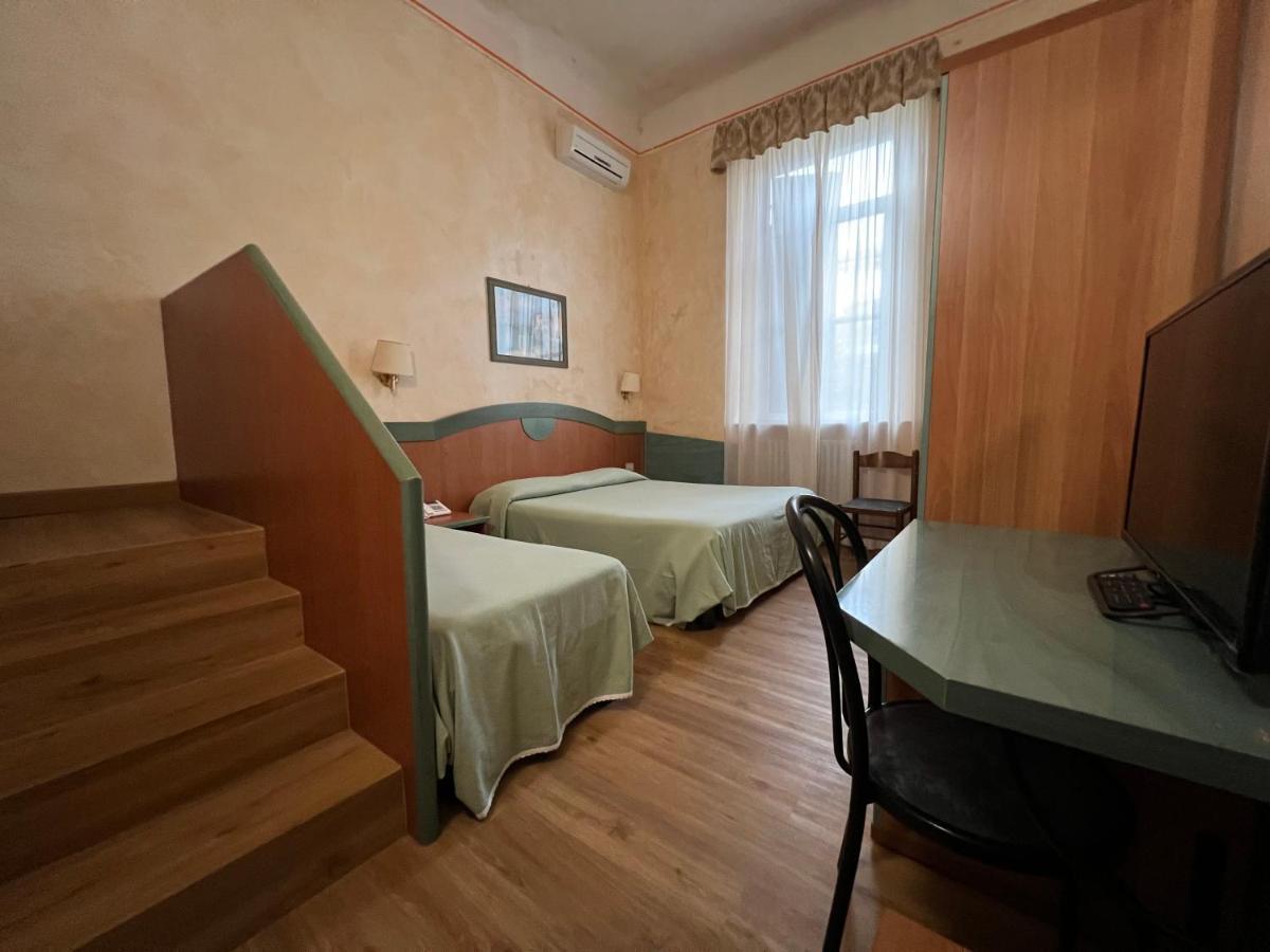 Hotel Villa Primavera Pise Extérieur photo